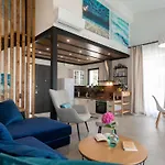 بيت للعطل Mit Privaten Pools Und Meerblick By Interhome