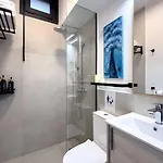 Mit Privaten Pools Und Meerblick By Interhome مدينة سكياثوس