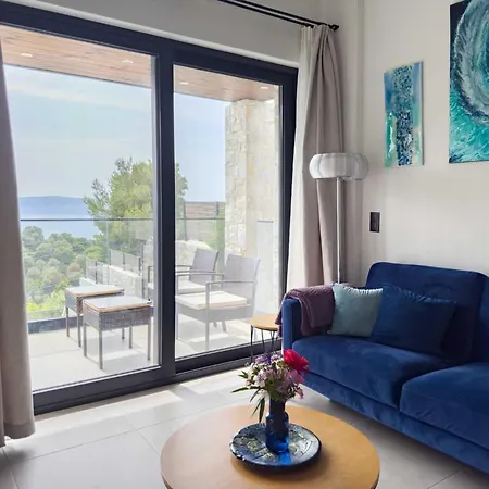 Mit Privaten Pools Und Meerblick By Interhome Skiathos stad
