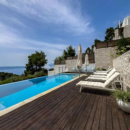 Mit Privaten Pools Und Meerblick By Interhome * Skiathos