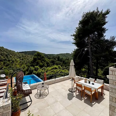 Mit Privaten Pools Und Meerblick By Interhome Semesterbostad *