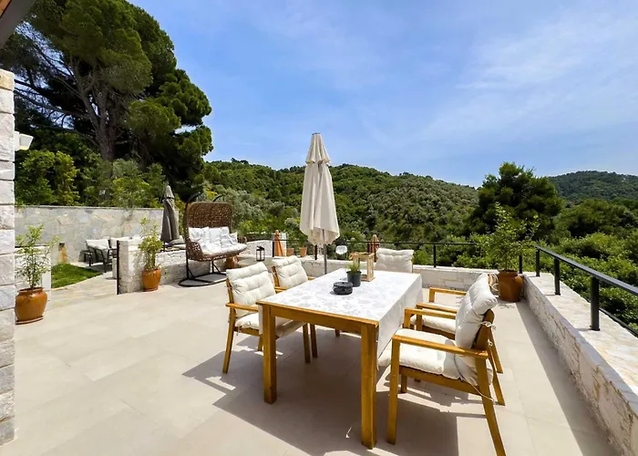 Mit Privaten Pools Und Meerblick By Interhome 펜션 스키아토스 타운