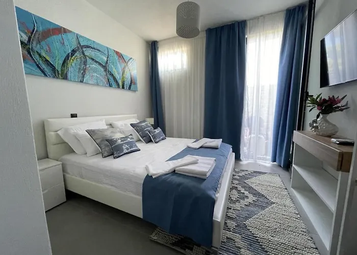 Mit Privaten Pools Und Meerblick By Interhome * Skiathos