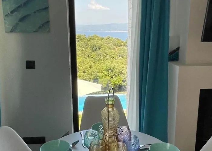 Сasa de vacaciones Mit Privaten Pools Und Meerblick By Interhome Skiathos