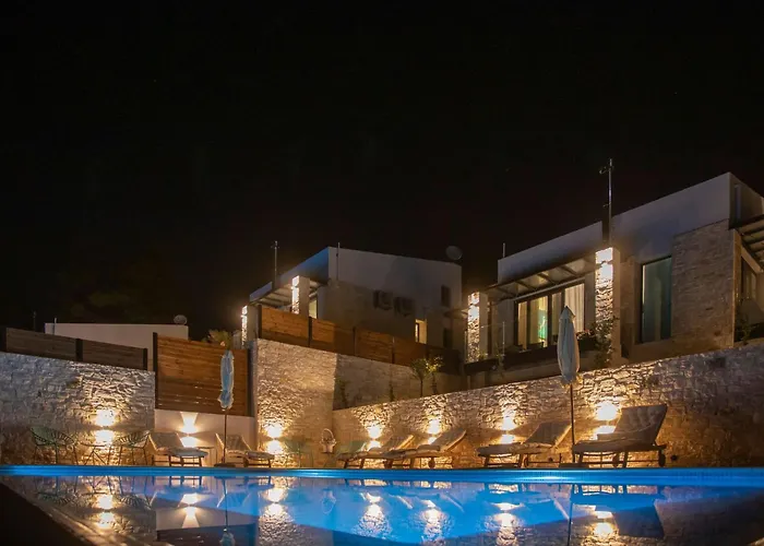 Mit Privaten Pools Und Meerblick By Interhome 펜션 *