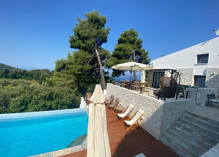 Mit Privaten Pools Und Meerblick By Interhome Skiathos