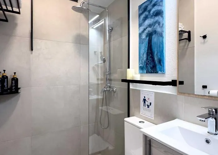 Mit Privaten Pools Und Meerblick By Interhome 스키아토스 타운