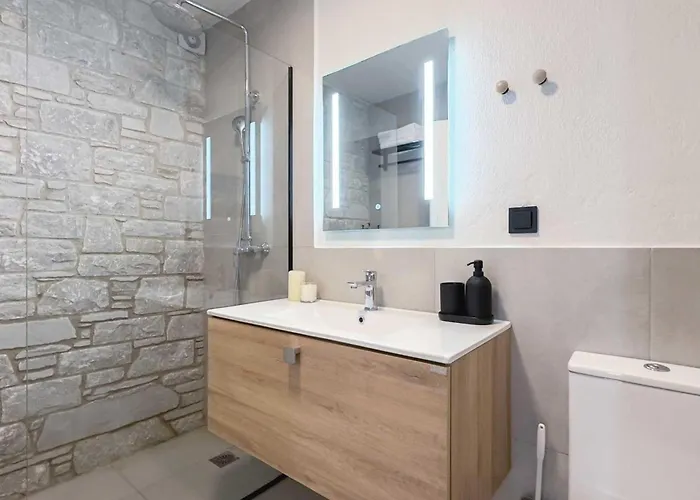 펜션 Mit Privaten Pools Und Meerblick By Interhome *