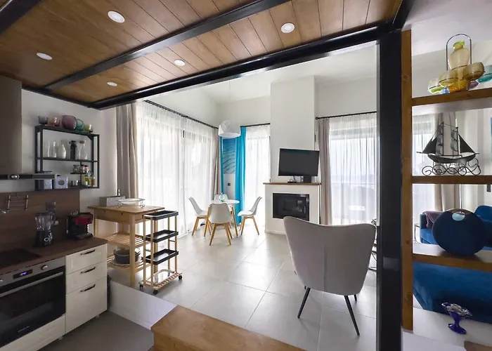 Mit Privaten Pools Und Meerblick By Interhome