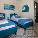 Mit Privaten Pools Und Meerblick By Interhome Vakantiehuis Skiathos-stad