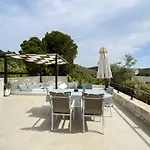 Mit Privaten Pools Und Meerblick By Interhome Vakantiehuis Skiathos-stad
